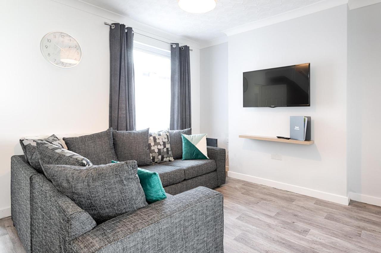 City Centre, Parking, Smart Tv'S In All Rooms Свонсі Екстер'єр фото