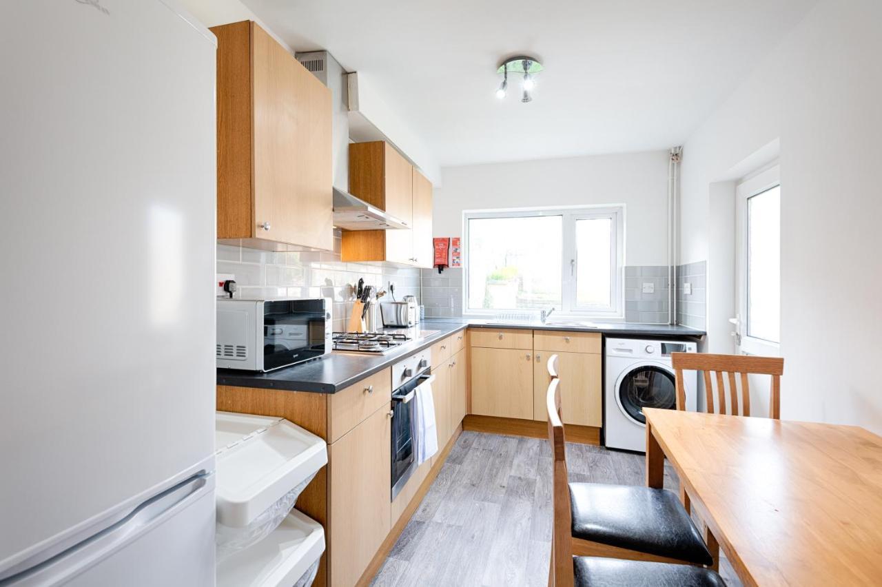 City Centre, Parking, Smart Tv'S In All Rooms Свонсі Екстер'єр фото